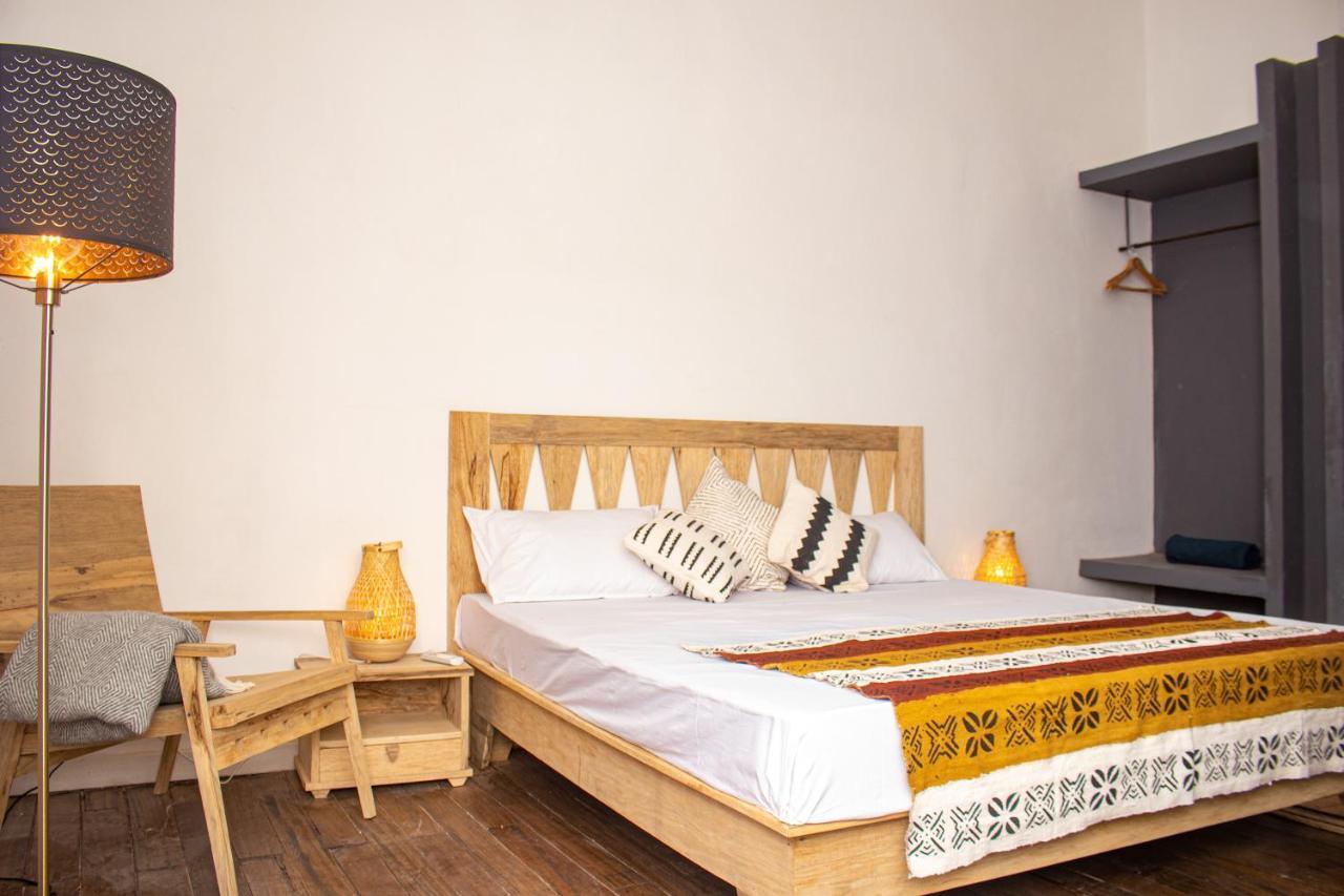 ホテル Ndar Ndar House サンルイ エクステリア 写真